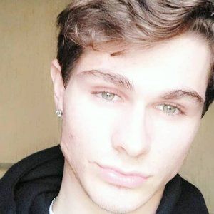 Meet your Posher, Justin